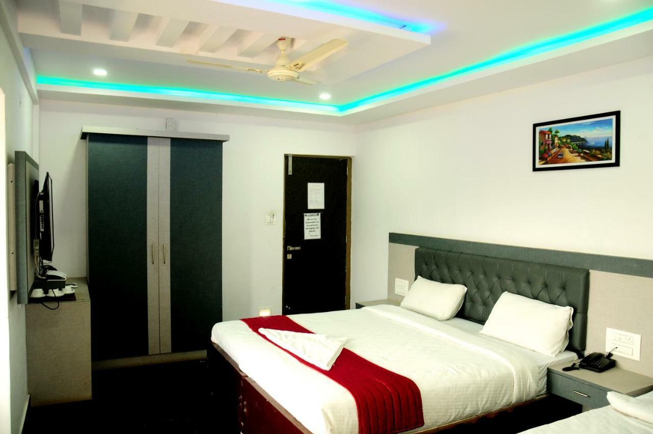 Hotel Shawrya The Grand Madikeri Zewnętrze zdjęcie
