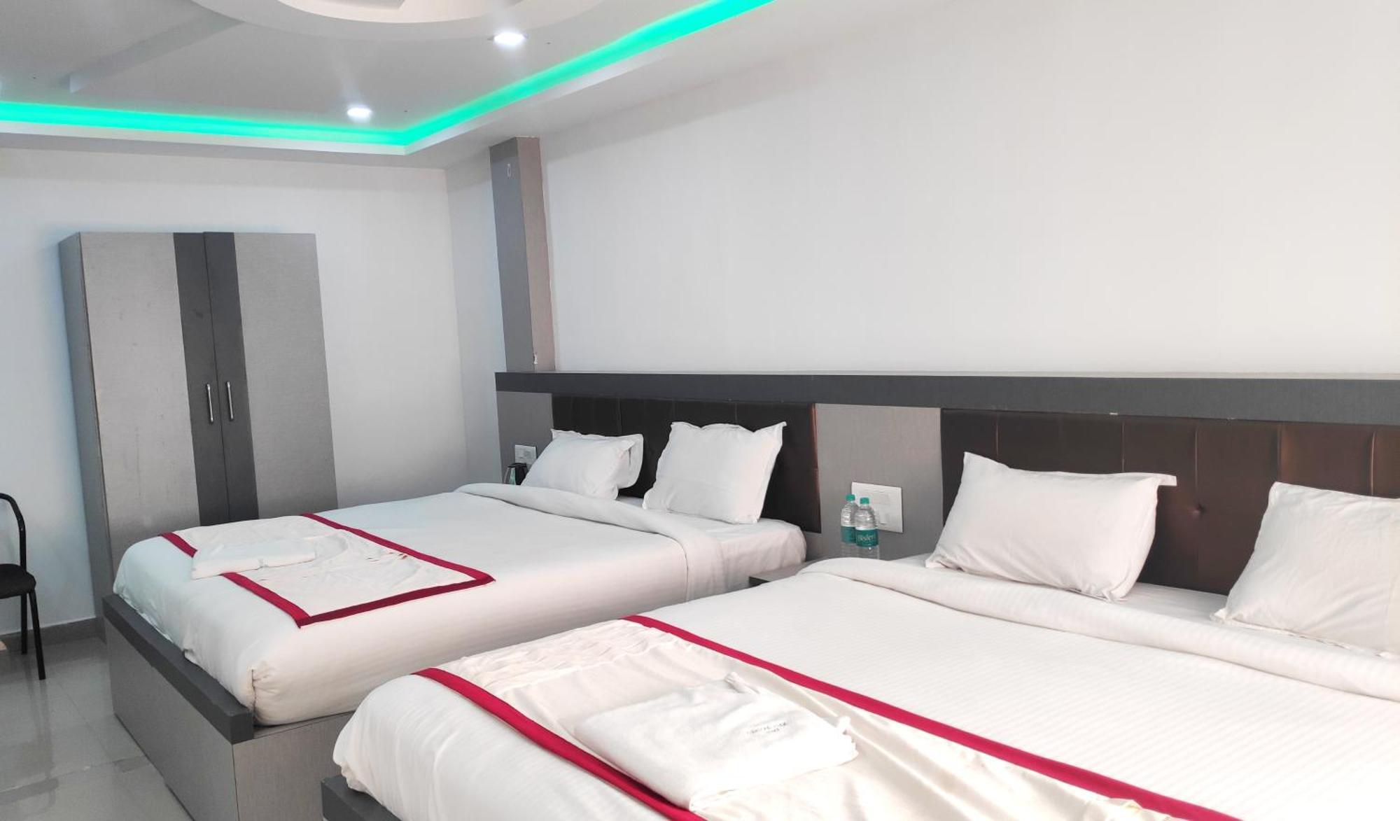Hotel Shawrya The Grand Madikeri Zewnętrze zdjęcie